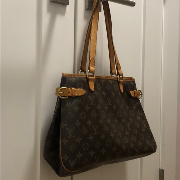 Louis Vuitton Handbags - 💯 Authentic Louis Vuitton Batignolles Horizontal